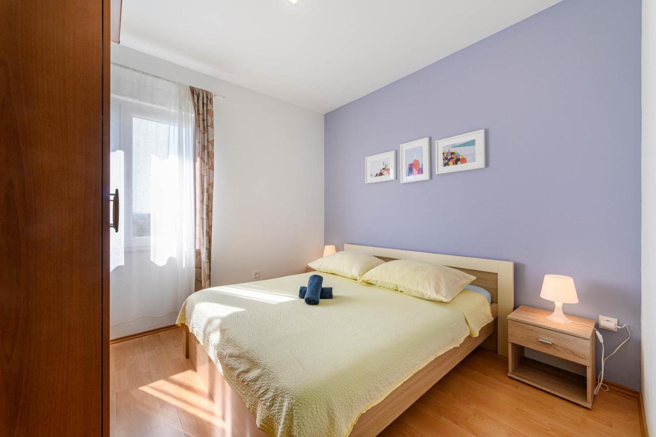 Apartman More ชิเบนิก ภายนอก รูปภาพ